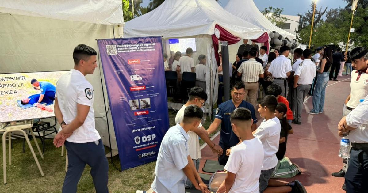 Muestra pedagoacutegica anual- la Policiacutea exhibioacute su preparacioacuten y avances en innovacioacuten al servicio de la comunidad