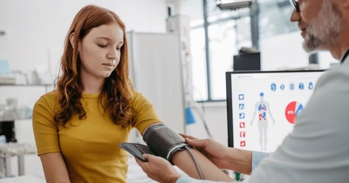 ADVERTENCIA Los viajes suelen implicar cambios de rutina esfuerzo físico modificaciones en la alimentación y exposición a nuevos ambientes