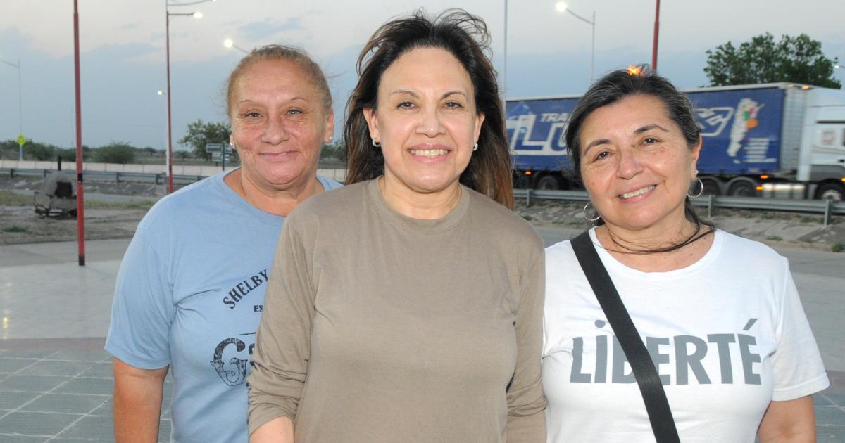 DANZAS AL AIRE LIBRE EN EL PARQUE ECOLOacuteGICO