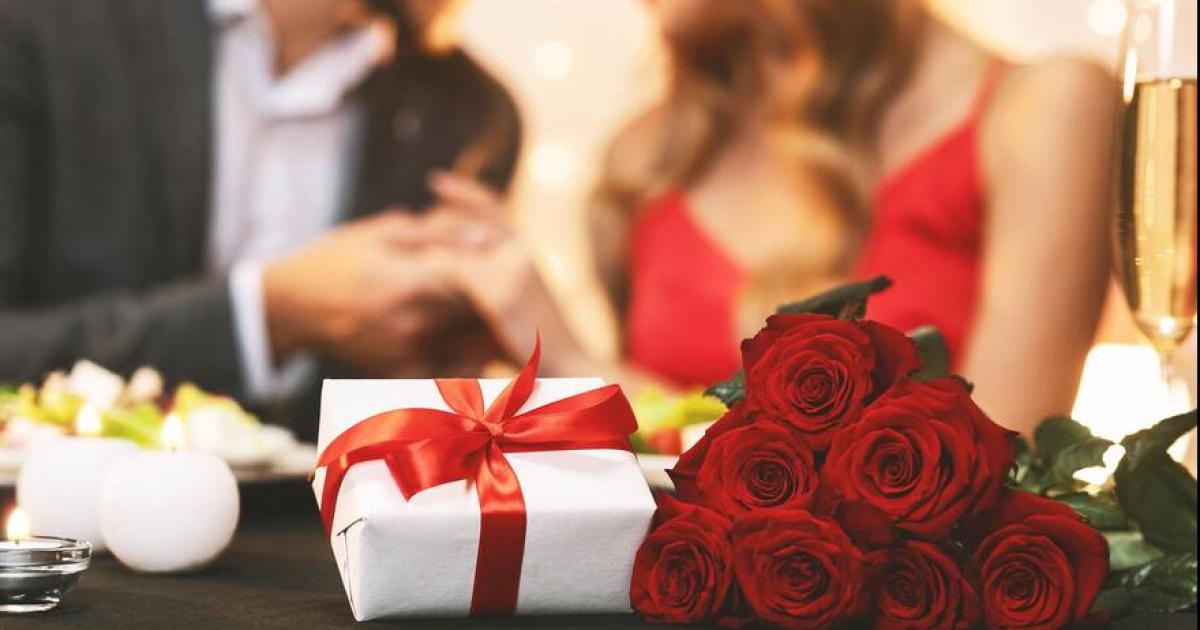 LEY VERSUS COTIDIANIDAD- El galeno reclamaría a la periodista casi US 20000- 12000 por un viaje a Bogot Colombia El saldo emergente por una cmara ropa celular y gastos diarios