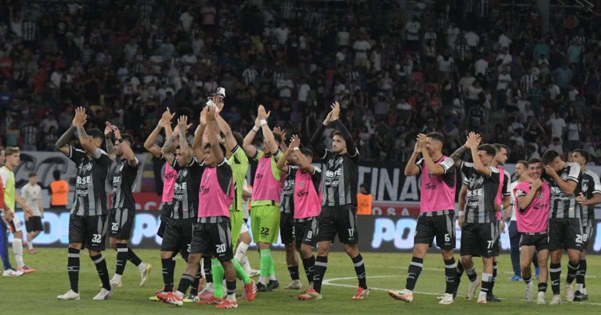 Estudiantes el rival de Central Coacuterdoba en cuartos de final