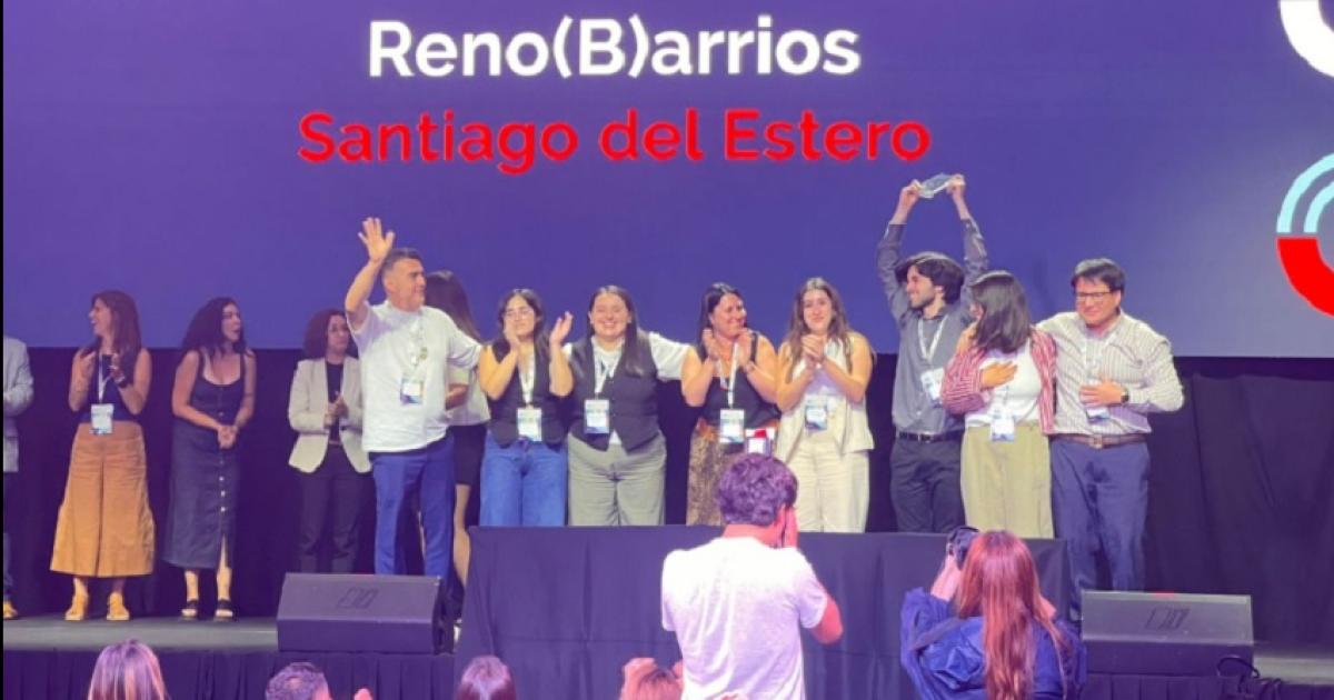 Joacutevenes santiaguentildeos fueron reconocidos en el programa Gestioacuten para el Desarrollo 2025 del CFI