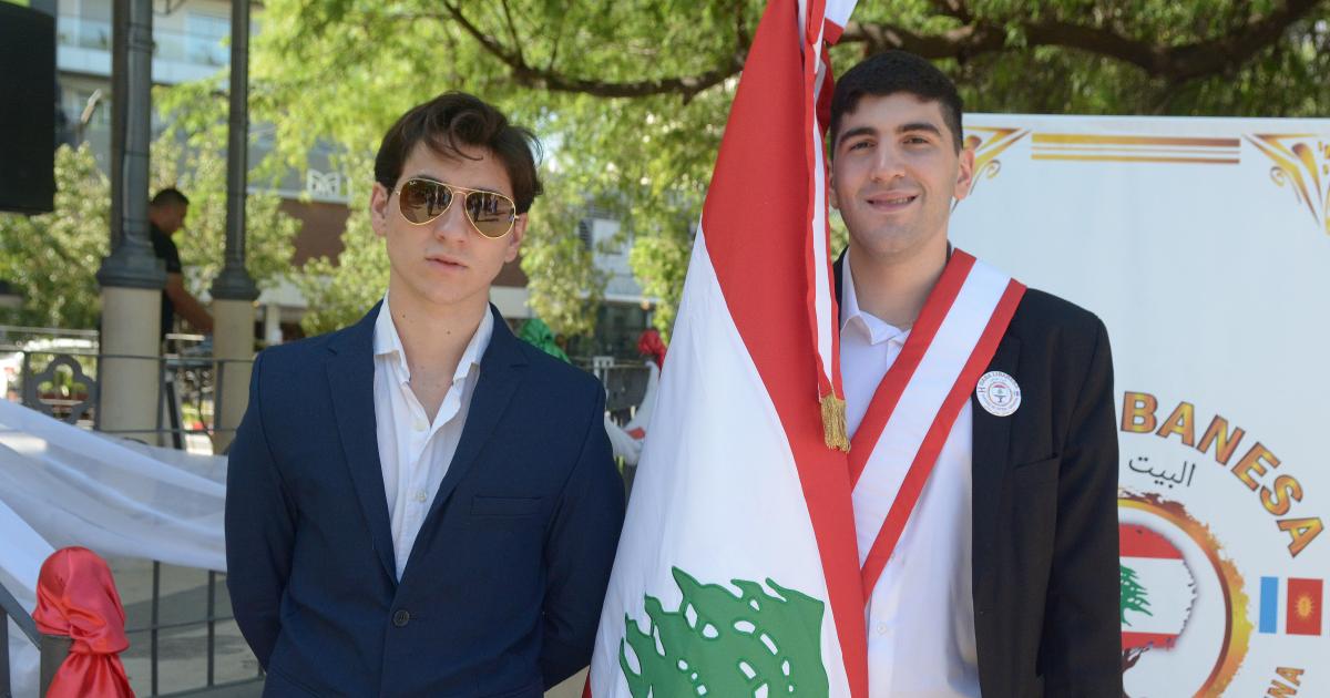 RECORDARON LOS 82 ANtildeOS DE LA INDEPENDENCIA DEL LIacuteBANO