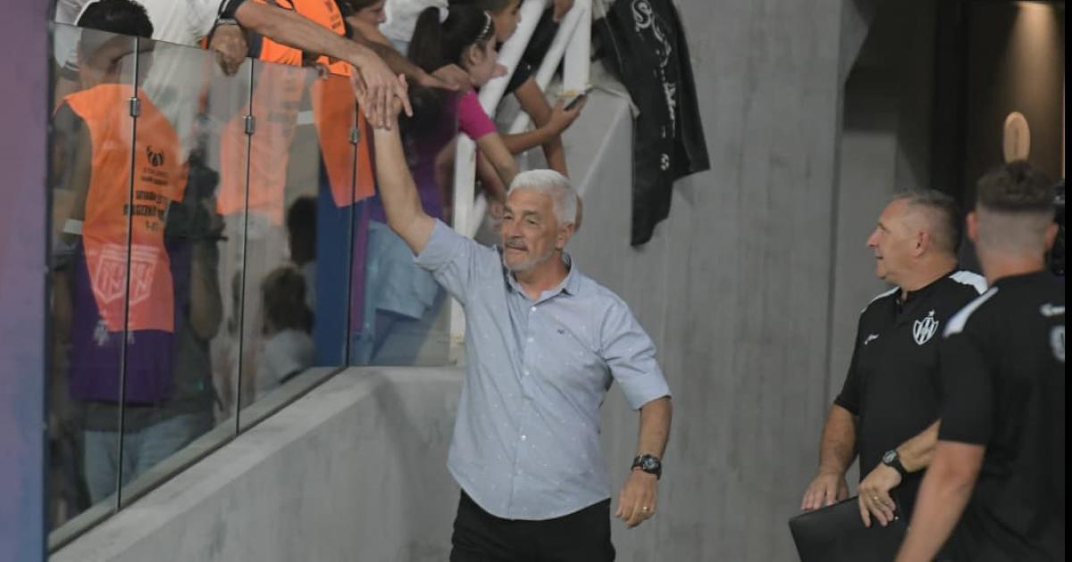 Omar De Felipe se ilusiona con su Central Córdoba