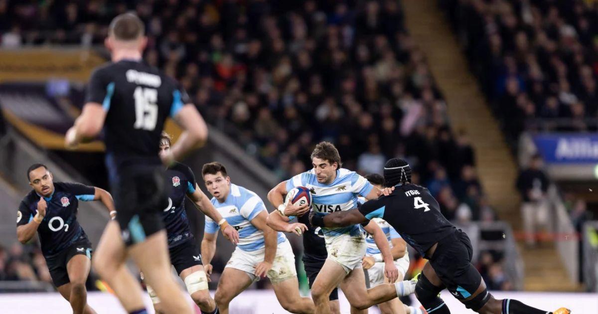 El cordobés disputó minutos ante Inglaterra