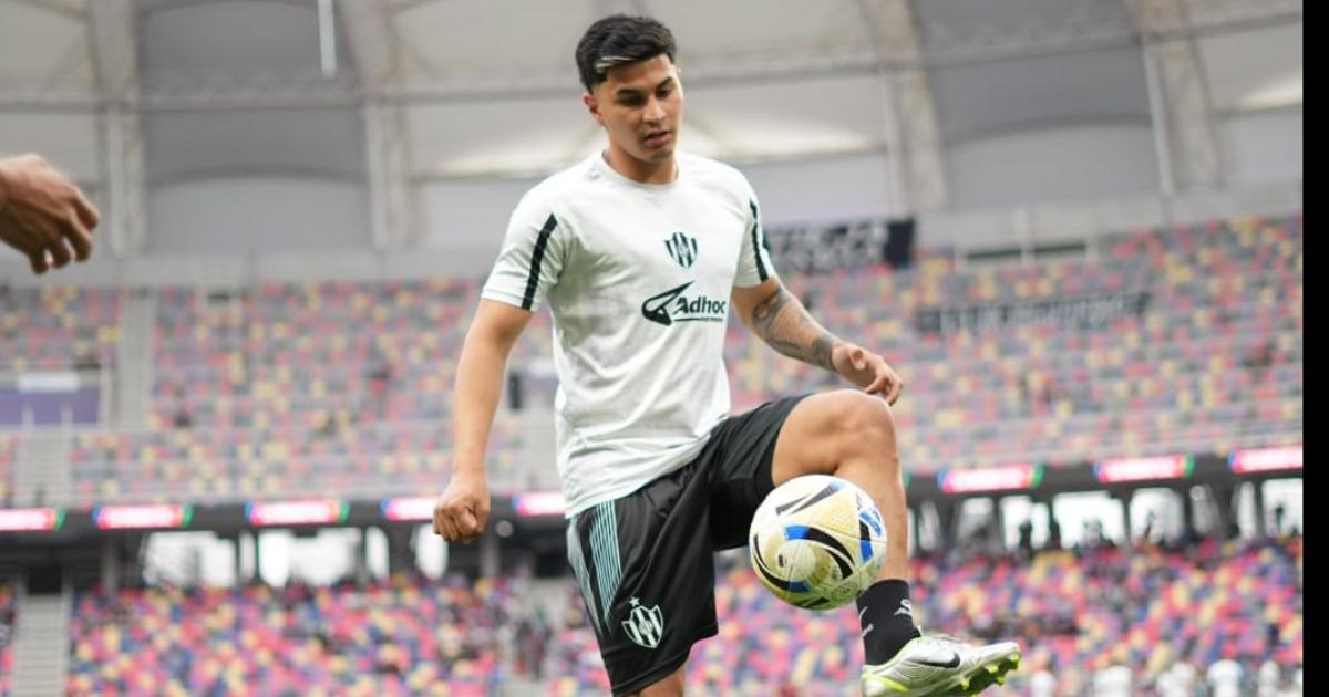 LESIÓN Gastón Verón podría regresar El plantel regresó a los entrenamientos con la mirada fija en el duelo ante el Pincha a disputarse en Santiago