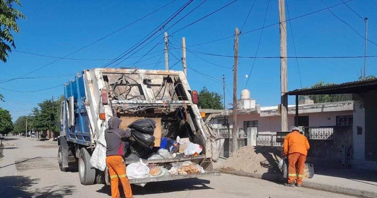 La Municipalidad garantizoacute la recoleccioacuten de residuos durante los feriados