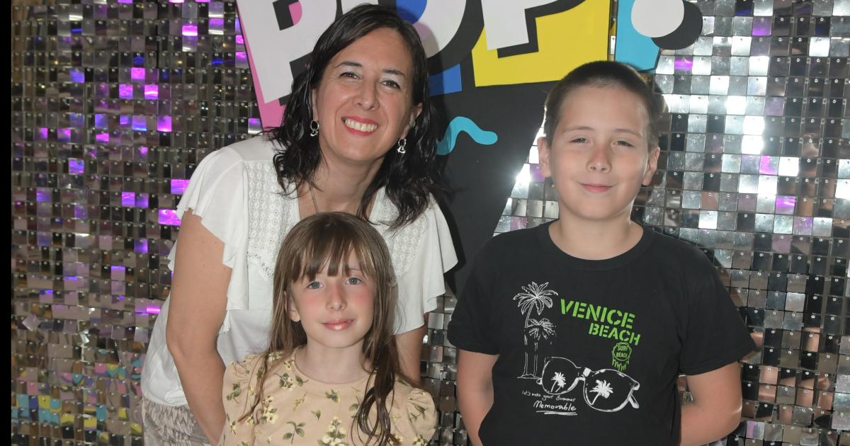 CONCIERTO RETRO POP EN EL FOacuteRUM