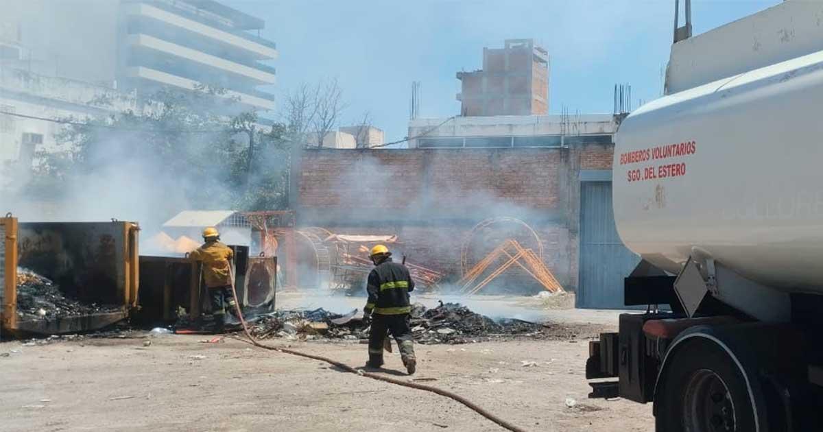 El incendio ocurrió en pleno centro santiagueño
