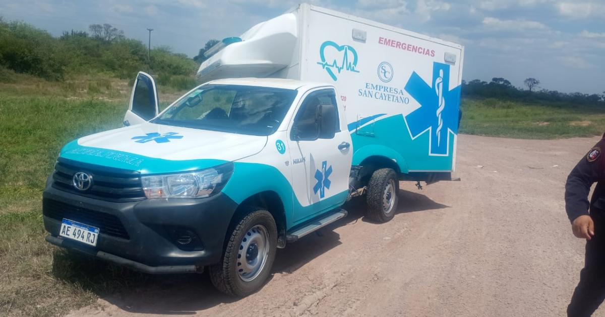 Ambulancia chocoacute contra un camioacuten el paciente trasladado resultoacute herido