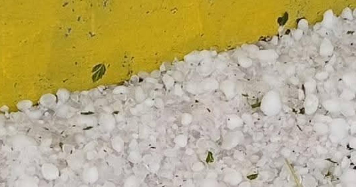 Fuerte temporal afectoacute a Los Juriacutees con intensas precipitaciones y abundante caiacuteda de piedras 