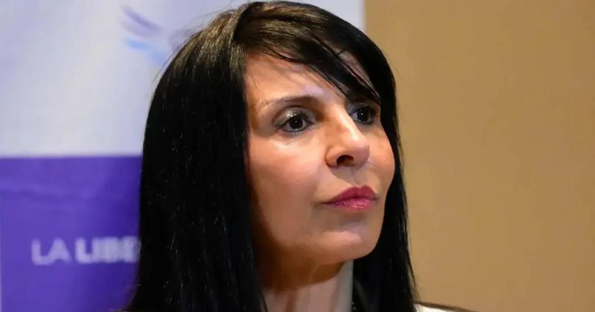 Postergan la jura de la senadora libertaria Lorena Villaverde