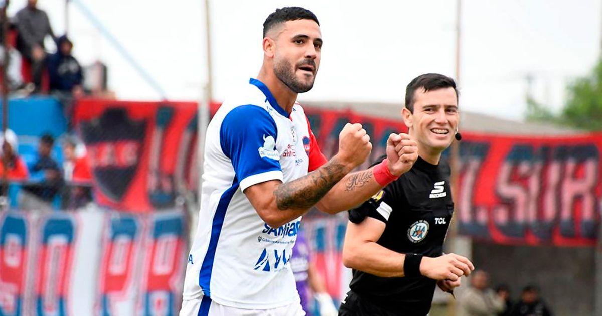 SALIDA El atacante cordobés Martín Álvarez tuvo un buen paso por Güemes y esta vez buscar nuevos horizontes