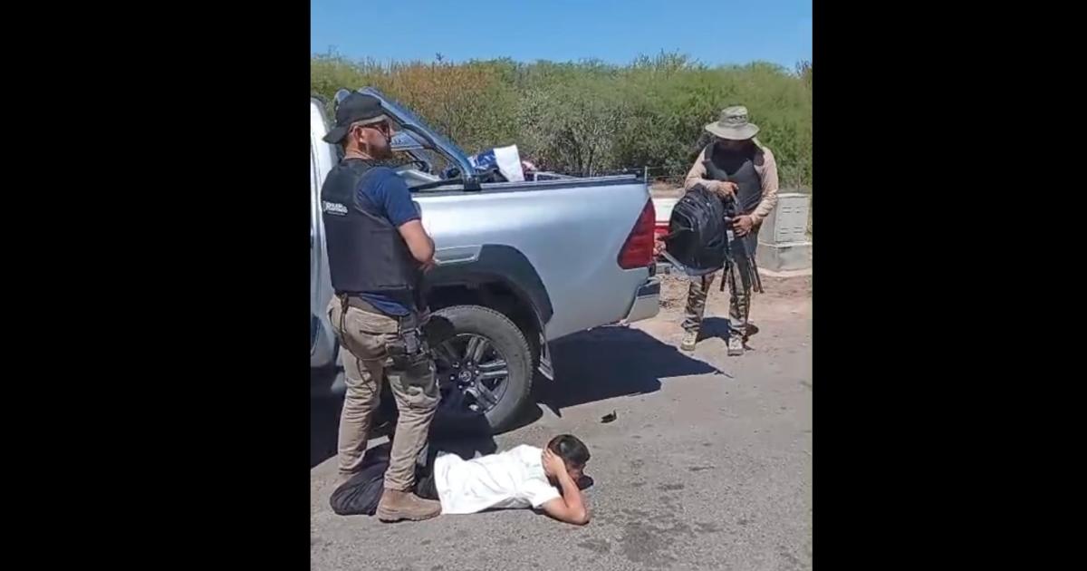 Procesan a 14 personas entre ellas un exgendarme por secuestro de 47 kilos de cocaiacutena en Pellegrini