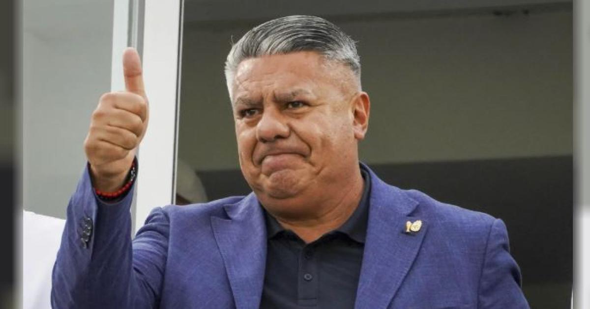 FIFA se planta y respalda a Tapia en medio del conflicto con el Gobierno