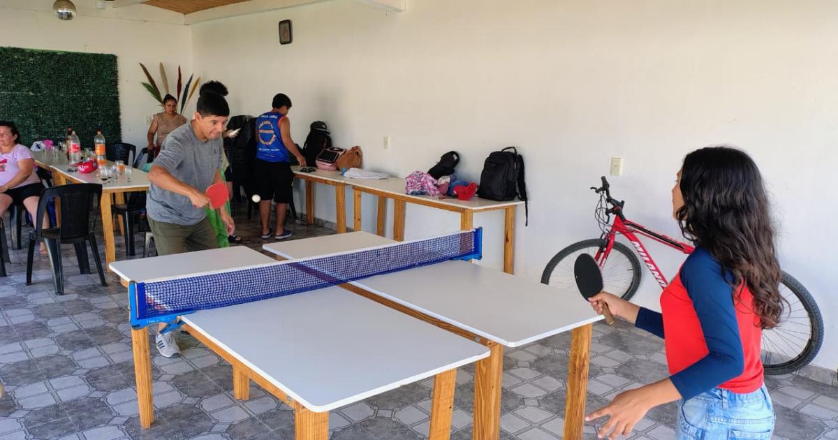 La Escuela de Tenis de Mesa de Fernaacutendez tuvo un gran cierre de antildeo