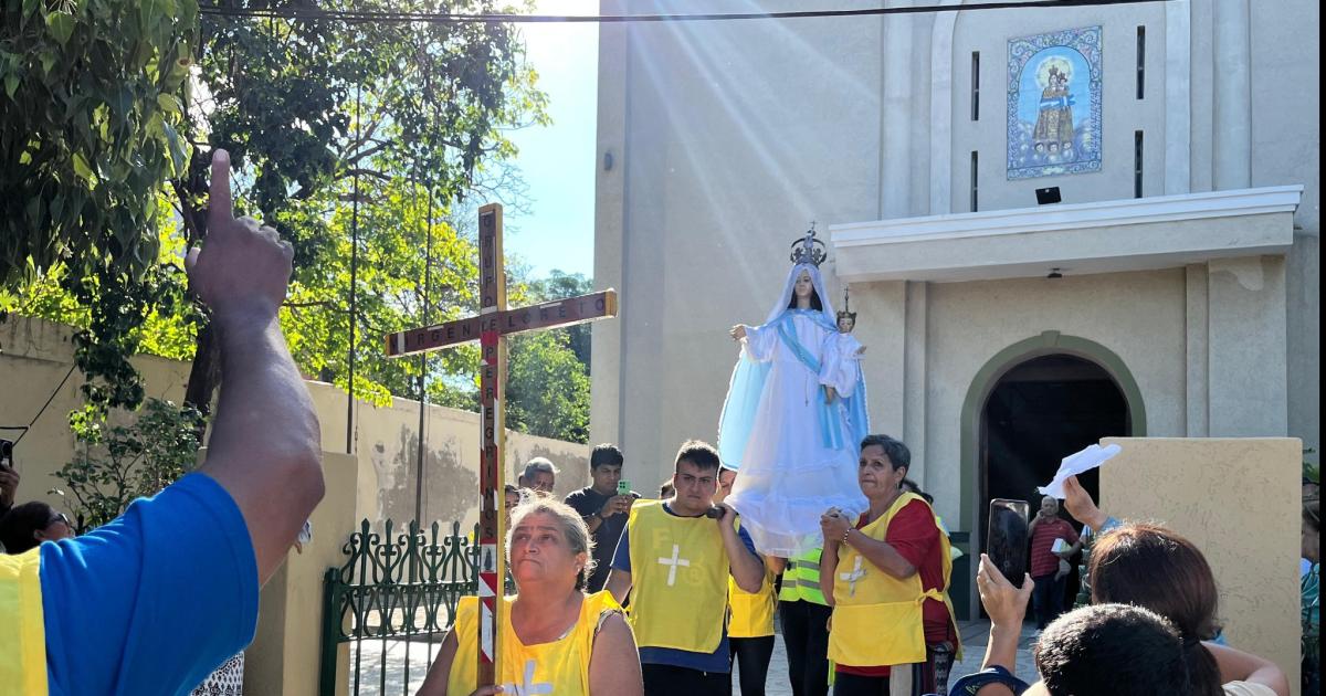 Loreto vivioacute con fe su peregrinacioacuten con la Virgen a Villa Vieja