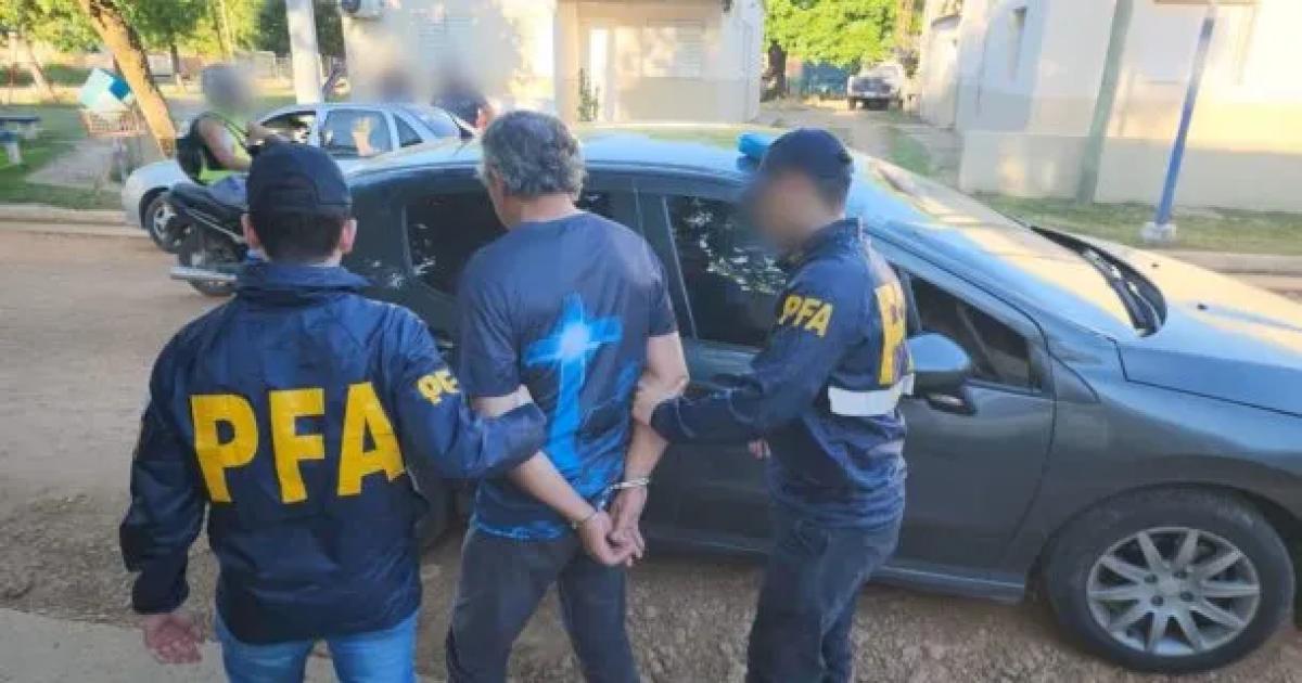 Policiacutea Federal detuvo a un hombre por abusar de su hija durante 30 antildeos con quien tuvo dos bebeacutes