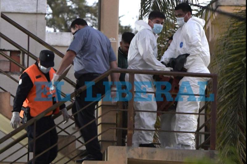 Hallan a joven profe de educacioacuten fiacutesica muerto con un golpe en la cabeza en el bantildeo de su casa