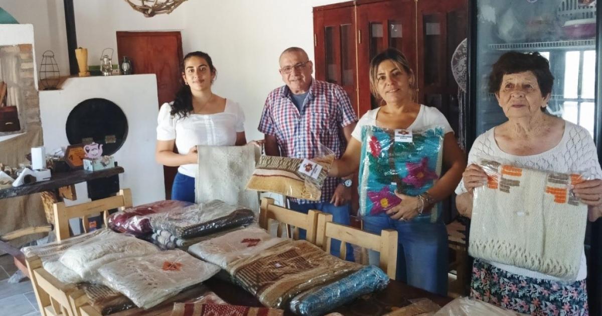 Fortalecen el trabajo cooperativo en Salinas de Guanaco Sombriana