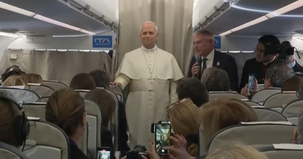 El Papa sugirioacute presioacuten econoacutemica contra Maduro