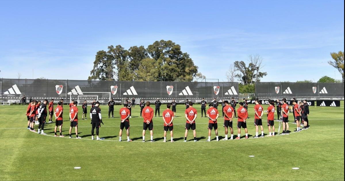 Gallardo empezoacute a mover el mercado de pases para darle forma a un nuevo River