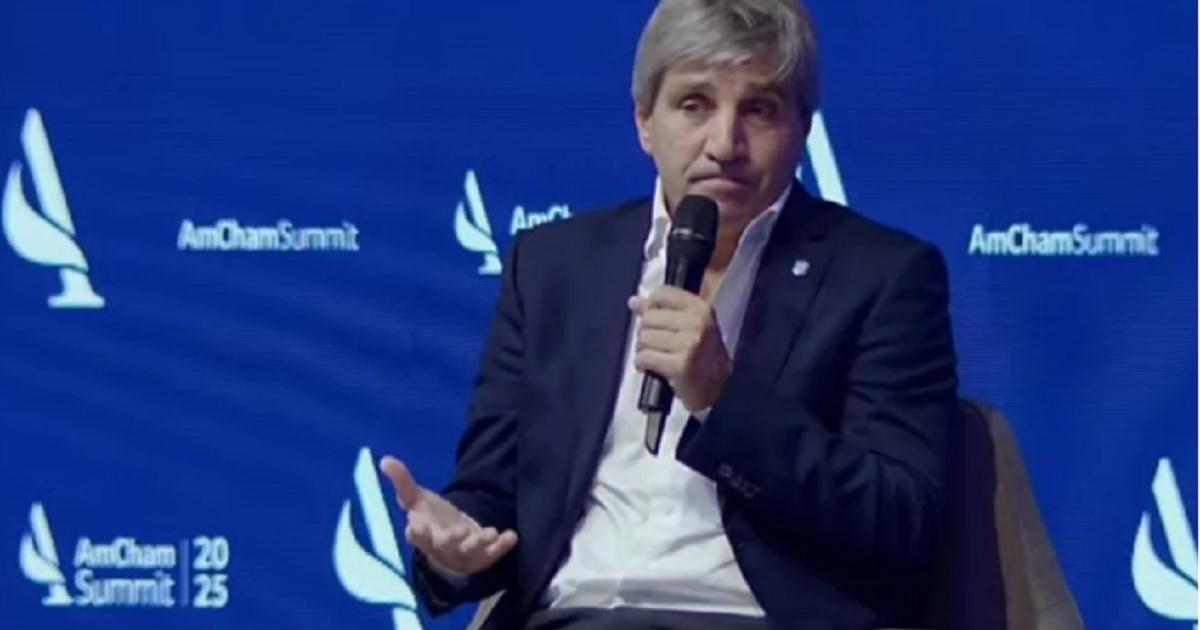 Caputo confirmoacute negociacioacuten por hasta US7000 millones y el riesgo paiacutes cayoacute a 639 puntos