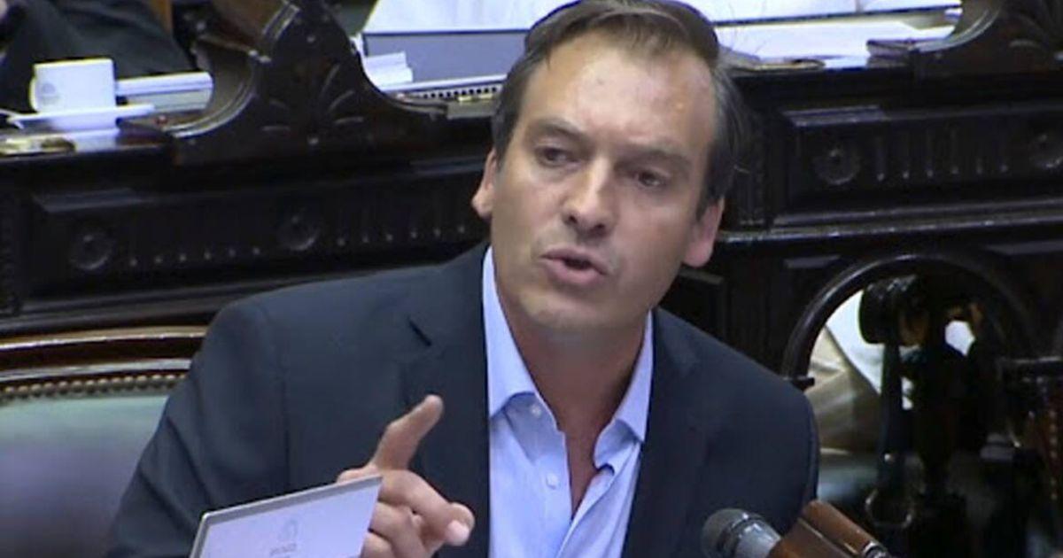 El legislador cuestionó la postura de Villaverde