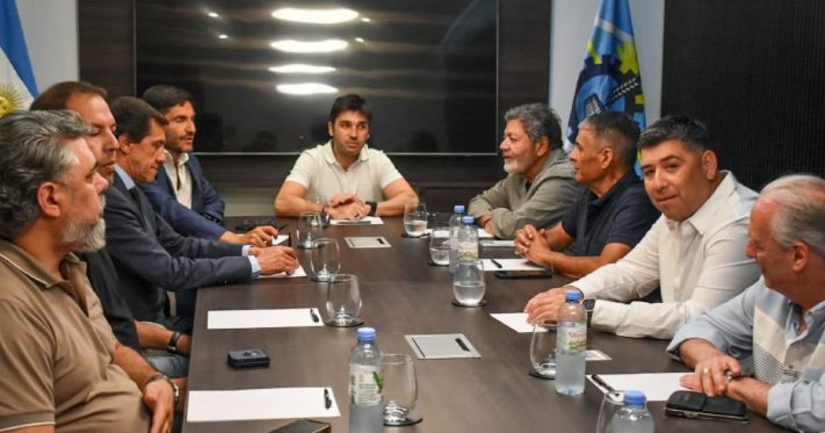 Reforma laboral- la CGT acelera contactos poliacuteticos mientras espera un proyecto todaviacutea incierto