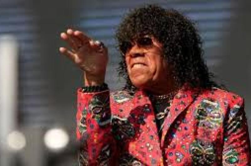 Operaron a La Mona Jimeacutenez- queacute le pasoacute y coacutemo estaacute