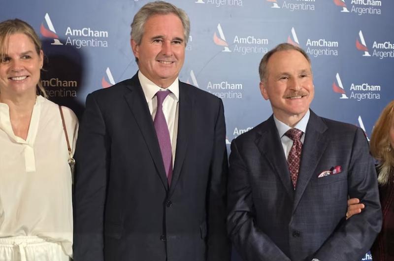 Fuerte respaldo de EEUU- el embajador Peter Lamelas elogioacute al Gobierno y prometioacute impulsar una visita de Trump