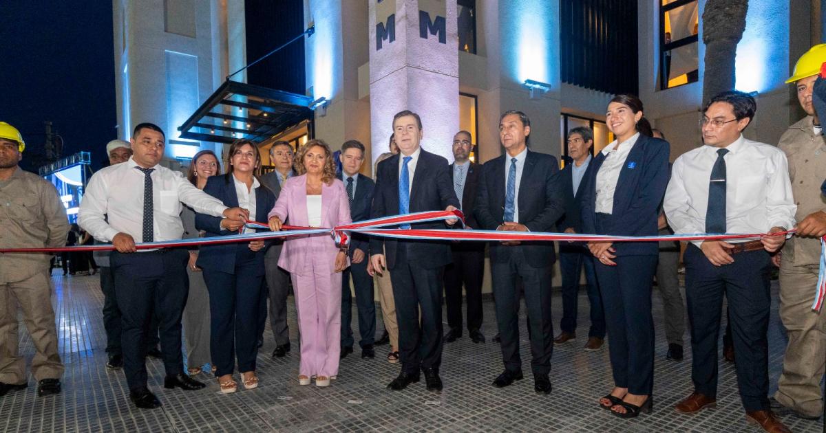 El gobernador Zamora y la intendente inauguraron el nuevo edificio de la Direccioacuten de Rentas Municipal