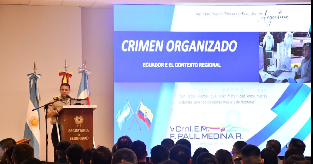 La Policiacutea de Santiago fortalecioacute viacutenculos con sus pares de Ecuador sobre crimen organizado