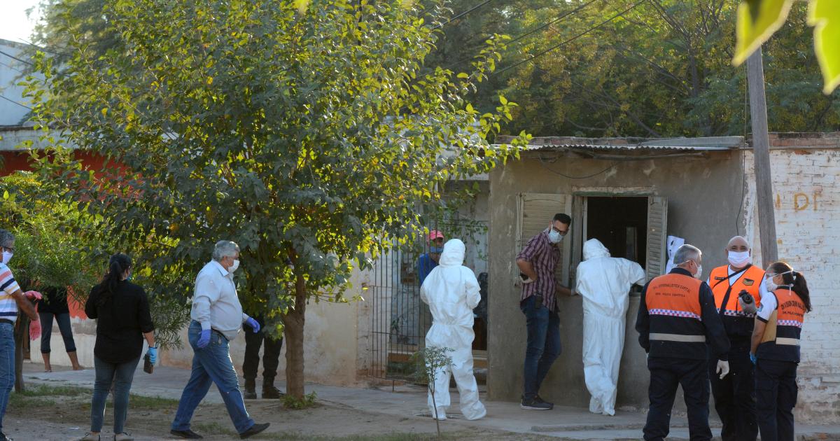 Un hombre habriacutea ingerido una hoja de afeitar y murioacute