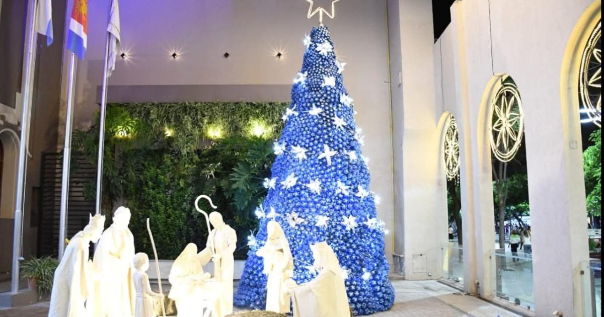 La Capital encenderaacute la iluminacioacuten de fin de antildeo y el aacuterbol de Navidad ecoloacutegico