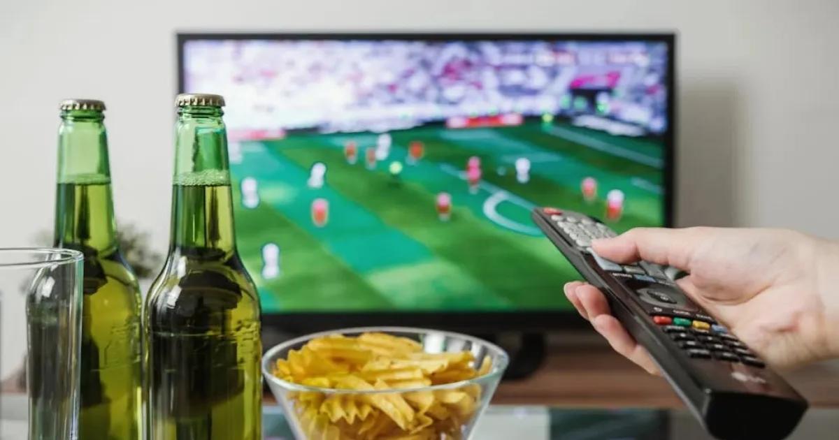 Agenda deportiva- hora y doacutende ver los partidos de este 8 de diciembre