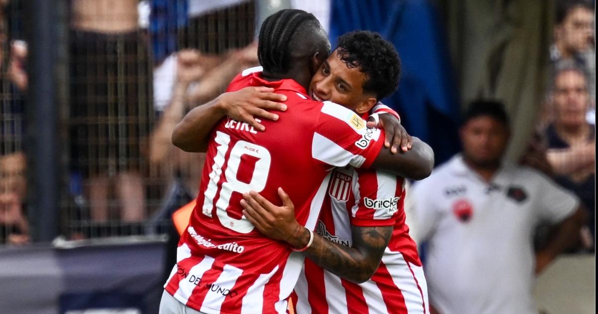 Estudiantes se hizo fuerte en el Bosque y seraacute rival de Racing Club en la final
