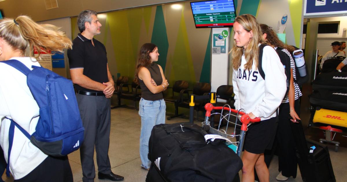 Paiacuteses Bajos-Pakistaacuten abren el juego