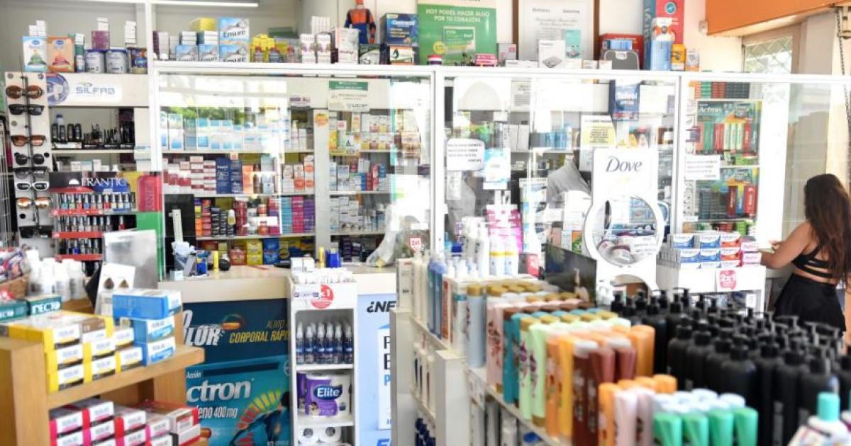 Ventas minoristas siguen en caída y se acentuó el deterioro en el consumo - Perfumerías (-17-en-porciento-)