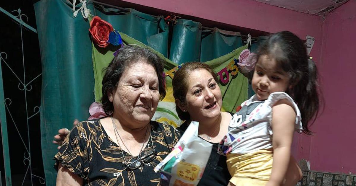 IMPULSORES Los organizadores de la campaña son los integrantes de Abrigando Almas