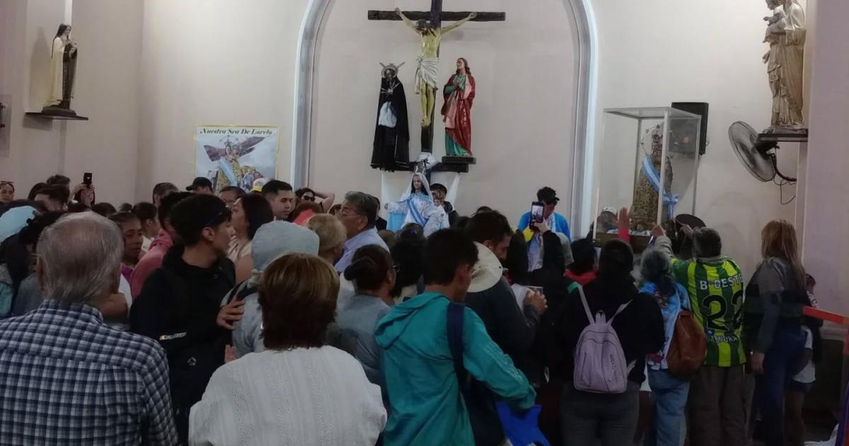 La fiesta de la Virgen de Loreto unioacute a la ciudad con fe y alegriacutea