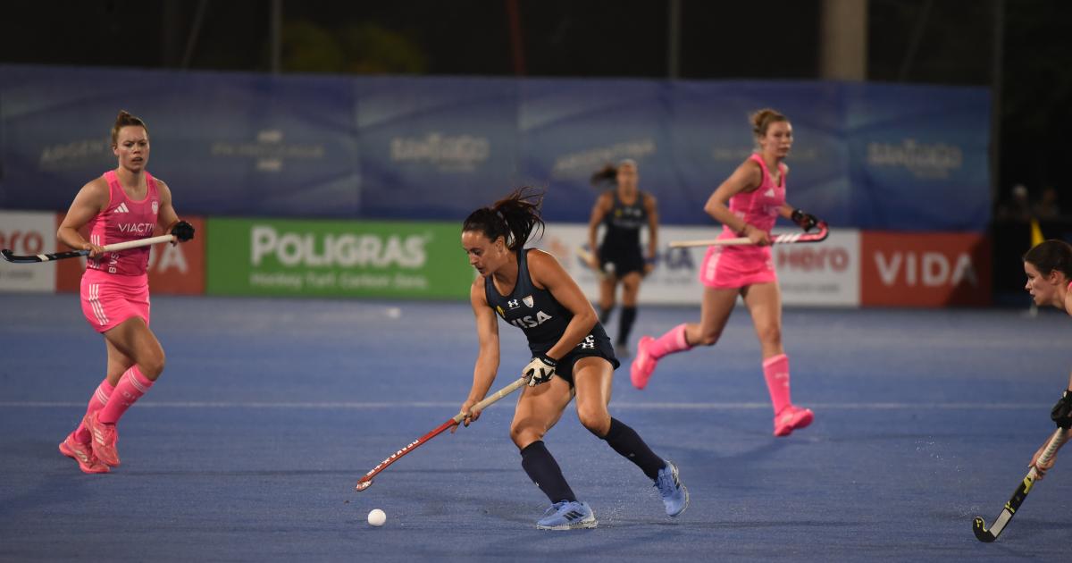 Las Leonas debutaron con un triunfo ajustado