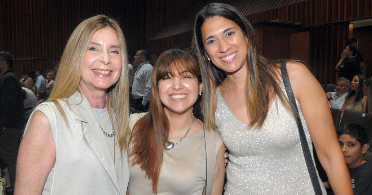 PRESENTACIOacuteN DE LIBRO EN EL PARANINFO