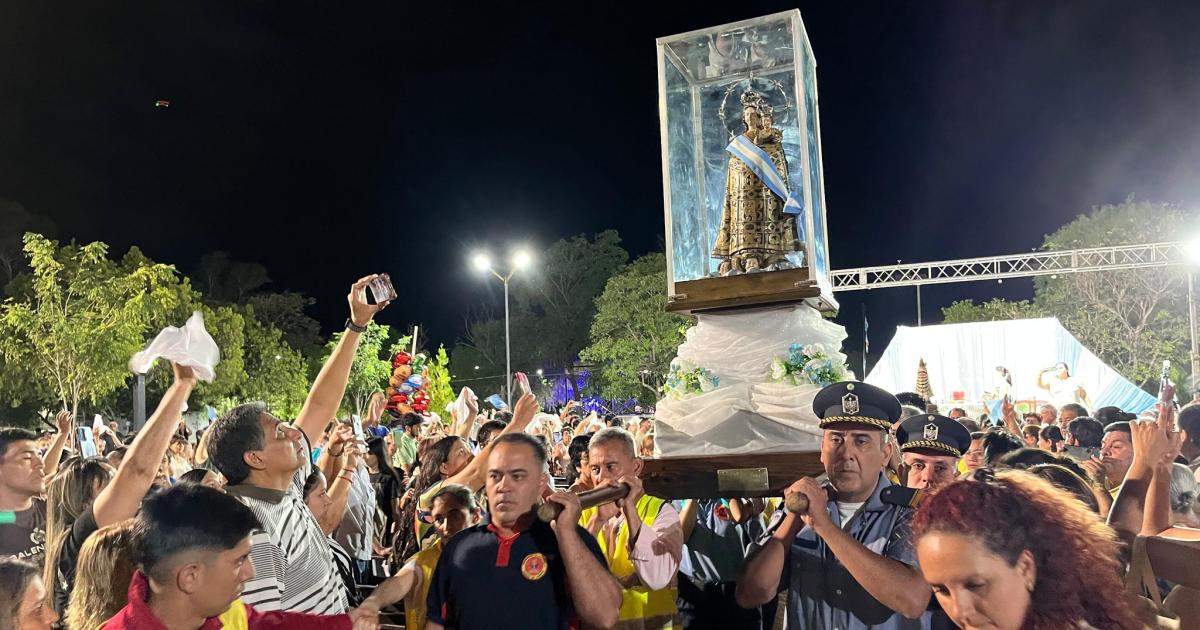 Loreto cerroacute jornada histoacuterica con la fe en su maacuteximo esplendor