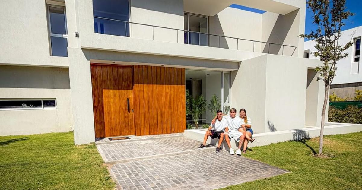 Promesa cumplida- el emocionante regalo de Maher Carrizo a su mamaacute