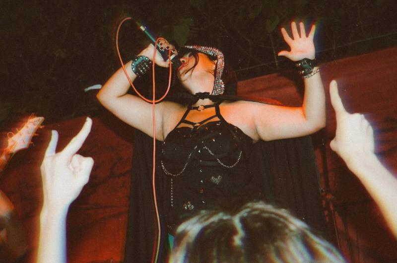 Sofía Quiroga - La voz femenina m�s potente del metal santiagueño