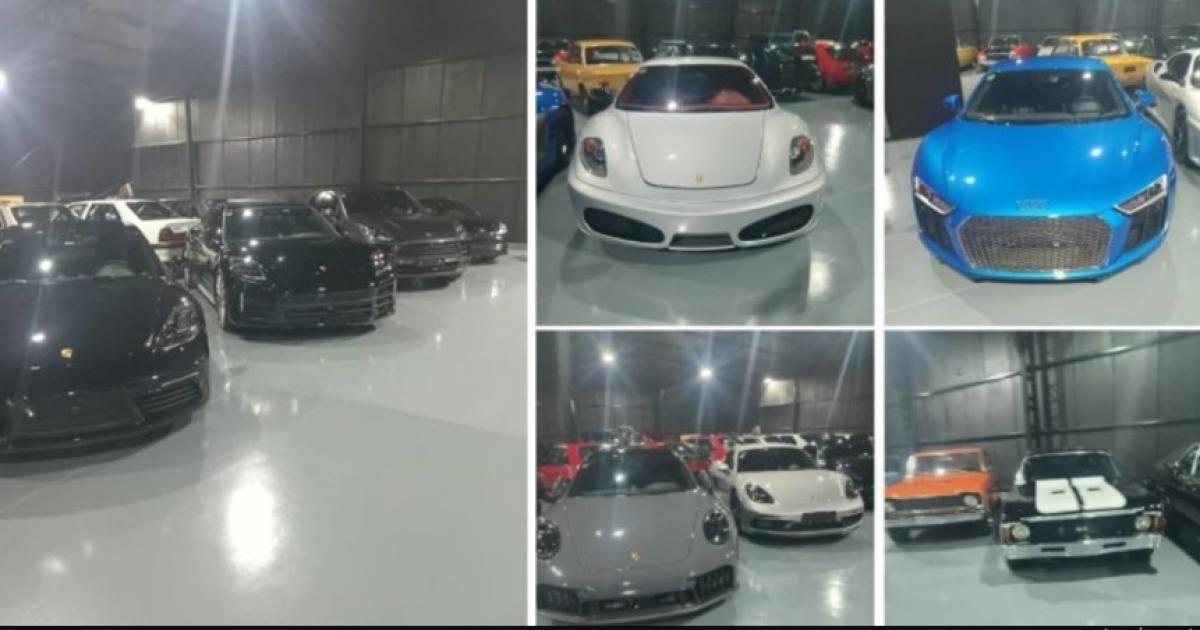 Los autos de lujo guardados en la propiedad (Foto- Clarín)
