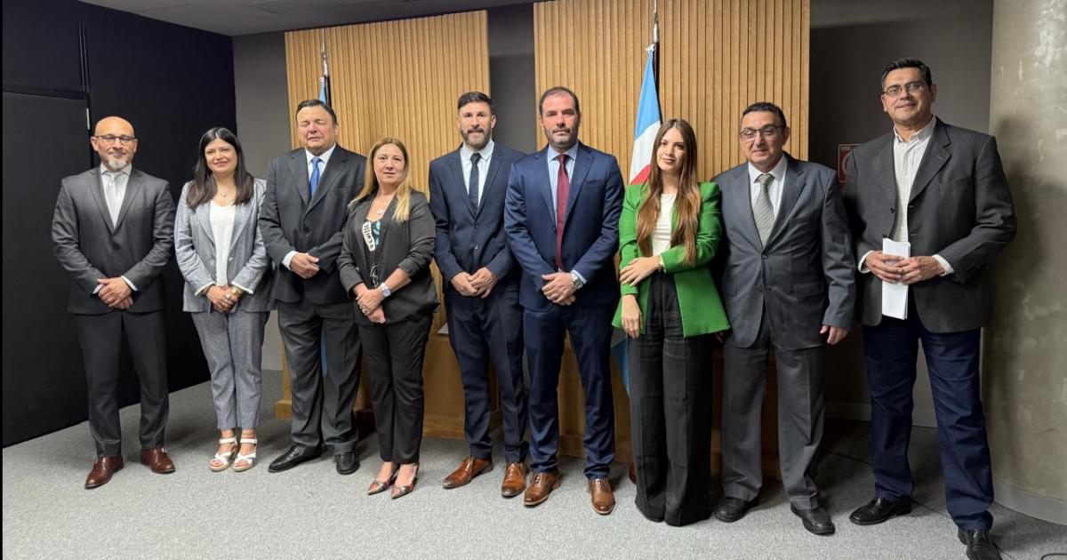 Prestaron juramento las autoridades de las diferentes aacutereas del ministerio de economiacutea