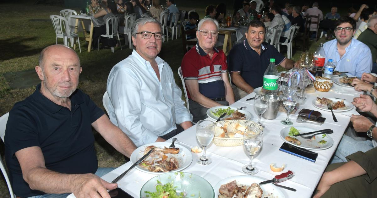 CENA DE GALA EN EL CLUB DE CAZADORES
