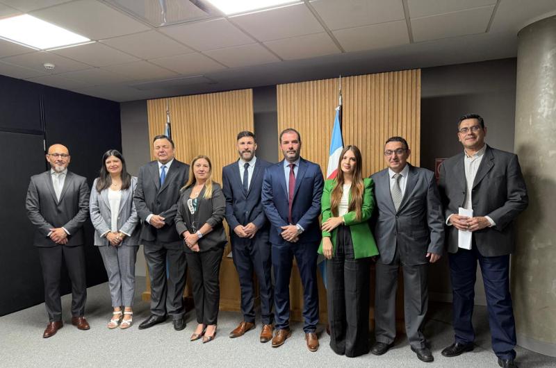 Prestaron juramento las autoridades de las diferentes aacutereas del ministerio de economiacutea